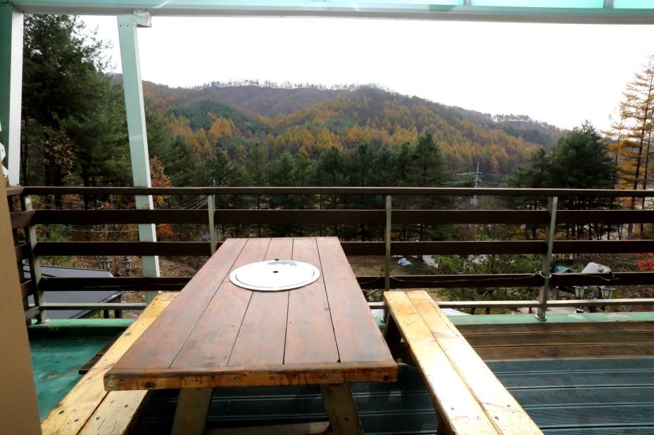 Pinearoma Pension Hongcheon Esterno foto