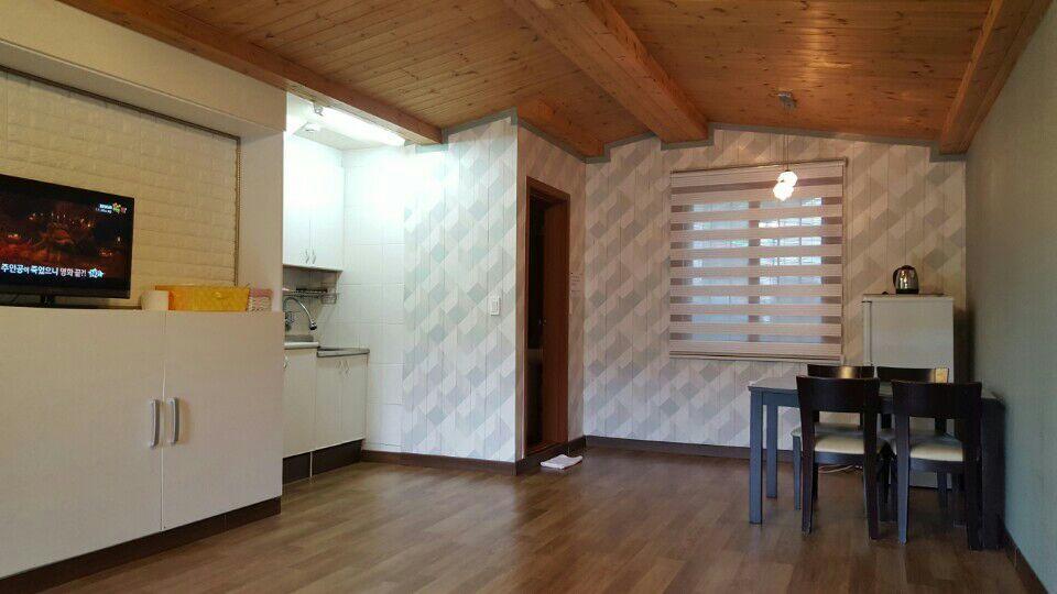 Pinearoma Pension Hongcheon Esterno foto